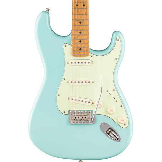 Fender Limited Edition American Professional Classic Stratocaster®, Roasted Maple Fingerboard, Daphne Blue