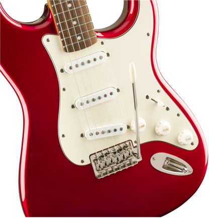 Squier Classic Vibe '60s Stratocaster, Laurel Fingerboard, Candy Apple Red