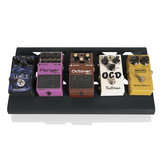 Gator Black Aluminum Pedal Board; Small w/ Carry Bag | GPB-LAK-1