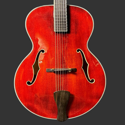 Eastman AR610 Solid Wood Archtop Guitar Classic (Floor Model)